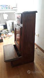 Inginocchiatotio massello di noce epoca '700