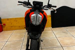 Ktm duke 125