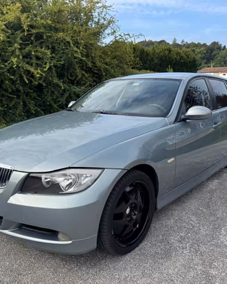 BMW 320d Touring Automatica 163 CV – Cambio e Moto