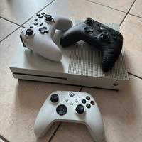 Xbox One + 3 joystick