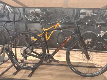 Gravel MERIDA SILEX 7000