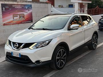 Nissan Qashqai 1.5 dCi 4CAMERE PELLE GANCIO - 2014