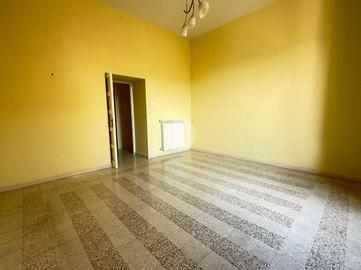 3 LOCALI A CASERTA