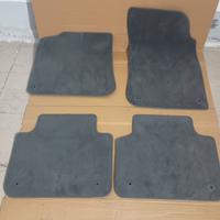 SET TAPPETINI ORIGINALI NUOVI VW TOUAREG 3 CR VELL