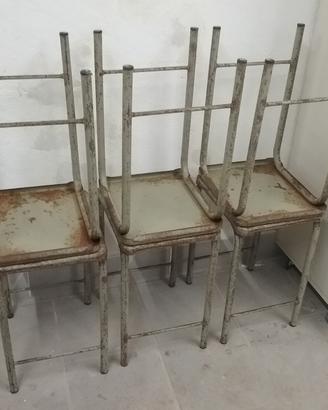 4 sgabellini industriali (prezzo cadauno)