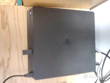 PlayStation 4 slim (con bollo di garanzia)