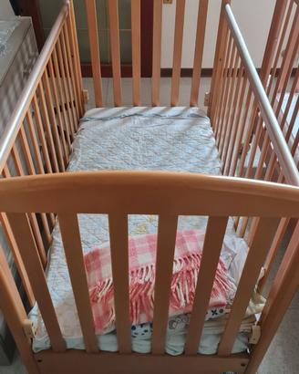 Lettino con le sponde Pali 