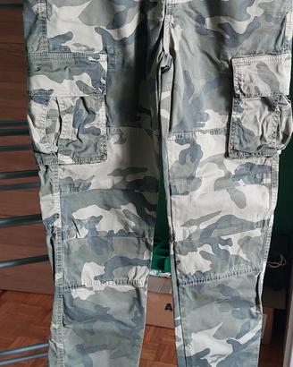 pantalone uomo stile militare 