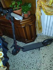 Monopattino elettrico xiaomi