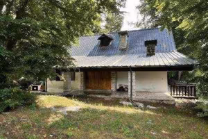 Immobile in asta di 237 m² con più di 5 locali e b