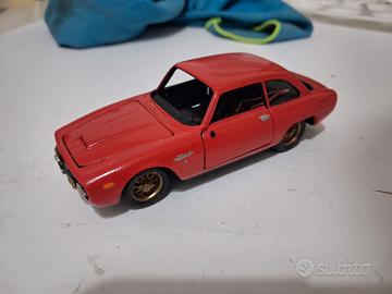modellino 1/43 alfa romeo 2600 sprint politoys