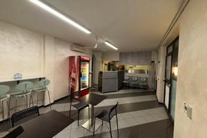 Pizzeria d'asporto di grandi dimensioni