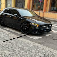 Mercedes A 200d AMG LINE FULL OPTIONAL