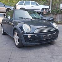 MINI COOPER 2006 SOLO PER RICAMBI