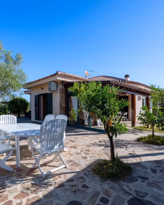 Splendida villetta con giardino a breve distanza d