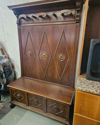 cassapanca con appendiabiti 