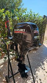 Gommone 3,30 m + Suzuki DF20A 20 CV – Pari al nuov