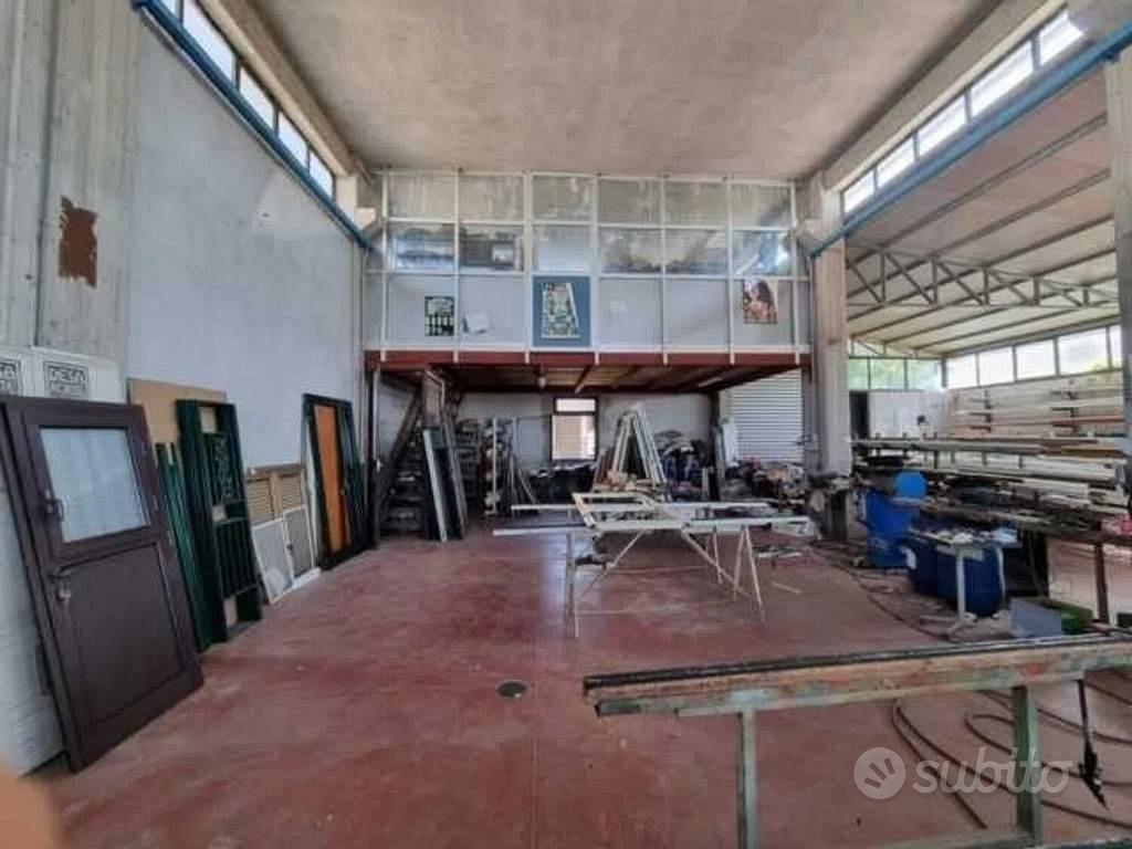 Immobile di 325 m² con più di 5 locali a Esperia - Vista 3