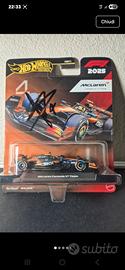 Hot Wheels F1 Lando Norris autografato a mano.