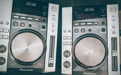 Cdj  Pioneer 200 usato 