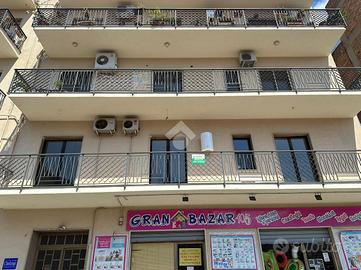 5 LOCALI A REGGIO DI CALABRIA