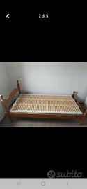 letto singolo con rete regolabile particolare