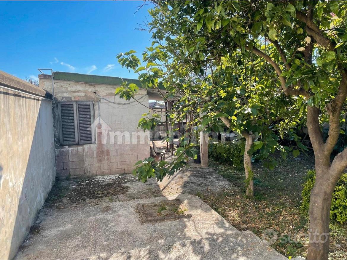 Lotto edificabile per villa Lago Patria - Vista 2