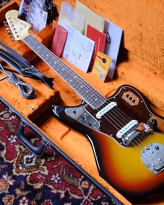 FENDER AVRI ‘65 2016