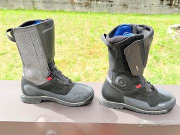 REVIT DISCOVERY GTX STIVALI MOTO NERO