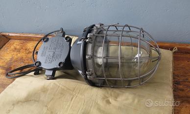 LAMPADA INDUSTRIALE LOFT RESTAURATA