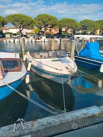 barca a motore Acquaviva 