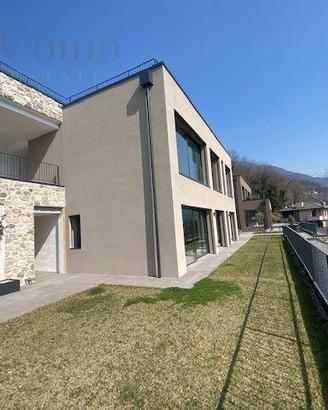 Appartamento di 122 m² con 5 locali a Gera Lario