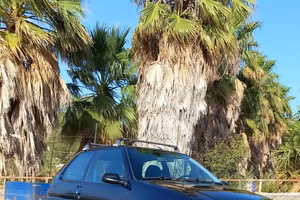 citroen saxo con gancio di traino e carrellino