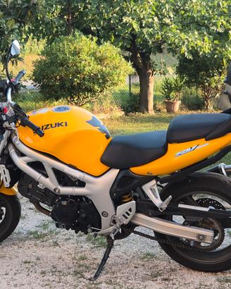 Suzuki SV650