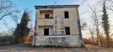 Casa Cantoniera/Rustico da ristrutturare a Mossano