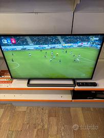 TV 40” PANASONIC
