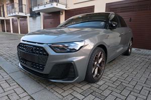 Audi A1 35 TFSI S-line Edition One - FULL OPTIONAL
