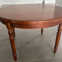 tavolo in legno massello rotondo