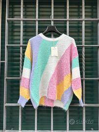 Pullover con colori pastello