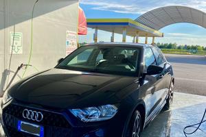 Audi A1 Citycarver 25 TFSI Admired