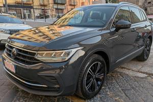 Volkswagen Tiguan 2.0 TDI SCR Life 122 cv