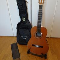 Chitarra classica 95 cm come nuova + custodia…..