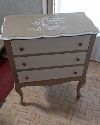 mobiletto stile shabby chic