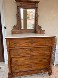 Comó con specchiera