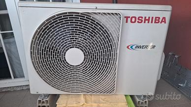 condizionatore mono split Toshiba 13000 btu