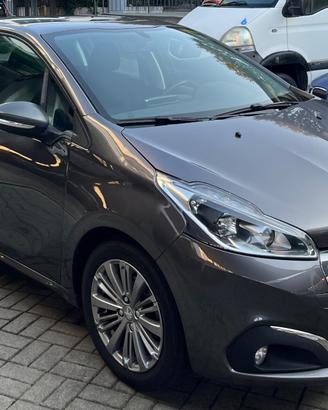 Peugeot 208 PureTech 82 Stop&Start 5 porte Allure 