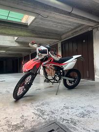 Beta RR 125 4t AC