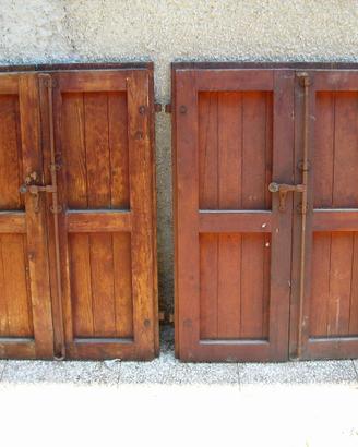 SCURI IN LEGNO PER FINESTRE