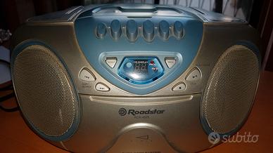 Radio con cassetta VHS e CD