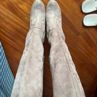 Eleganti stivali alti